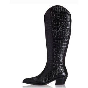 Alias Mae Lou Boots in Black